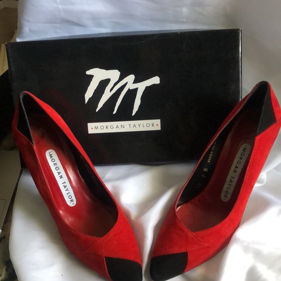 Morgan Taylor Vintage Red and Black Suede Heels For The Eccentric Y2K Tribe😍 - Picture 6 of 6